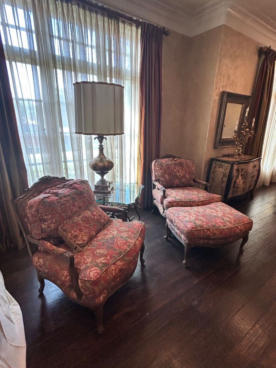 Estate Sale in Lakeridge South photo 2
