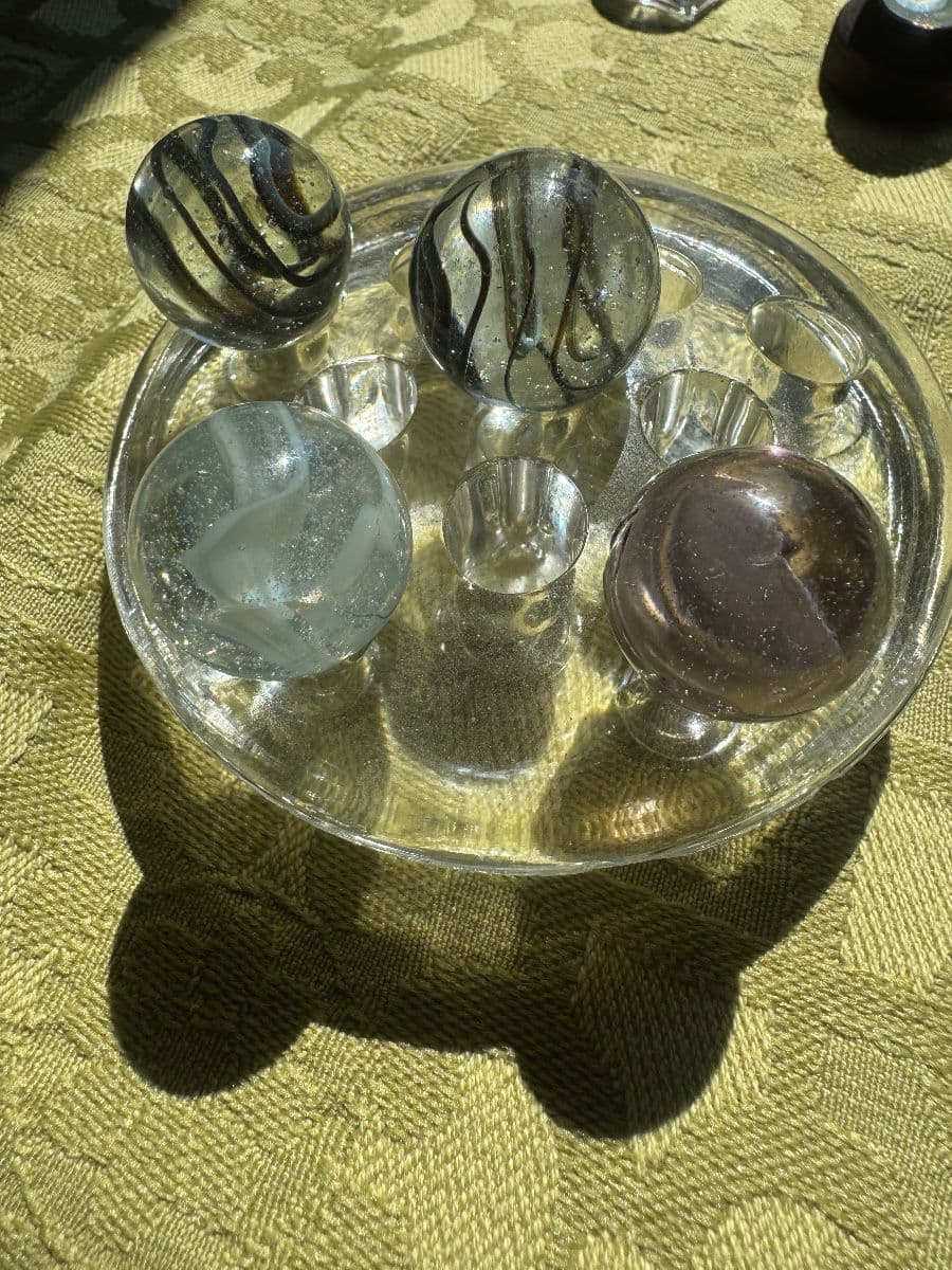 A Kaleidoscope of Curiosities in Piney Flats photo 7