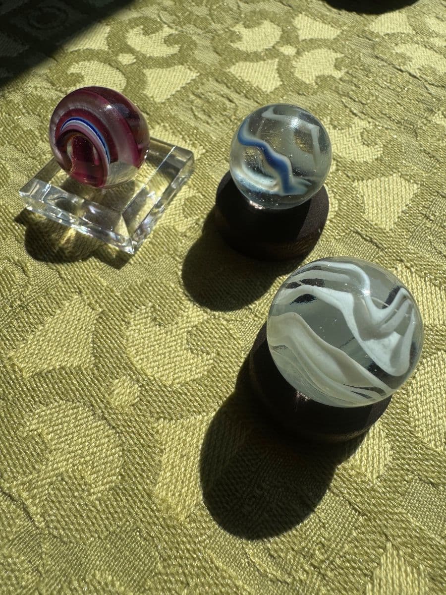 A Kaleidoscope of Curiosities in Piney Flats photo 9