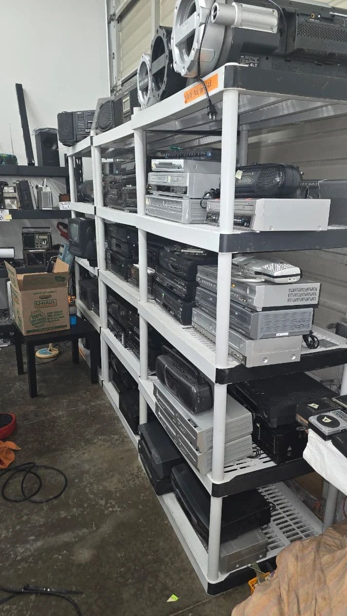 J House Ministries Electronics Estate Sale photo 6