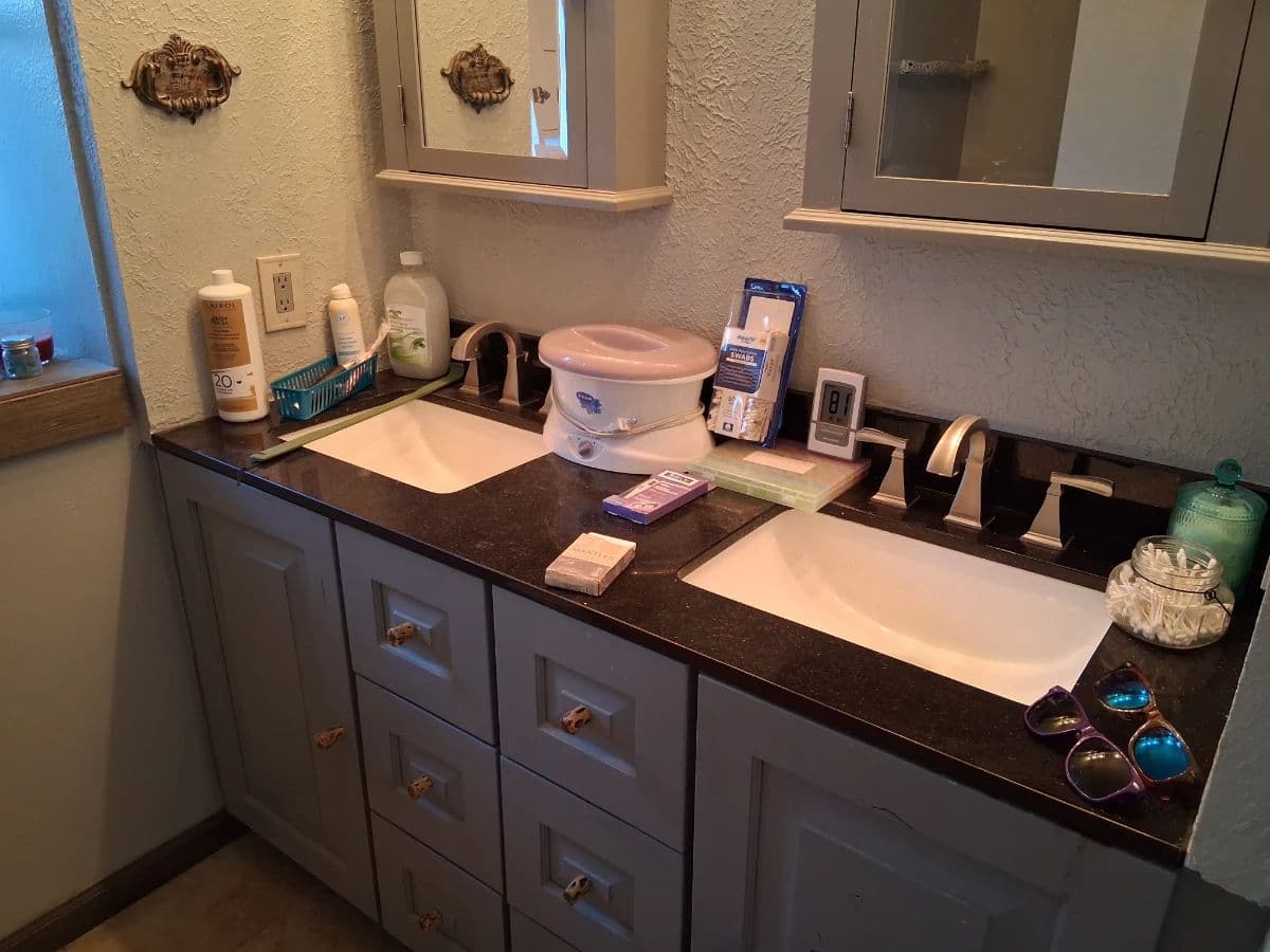 Estate Sales by J and J in Peoria photo 10