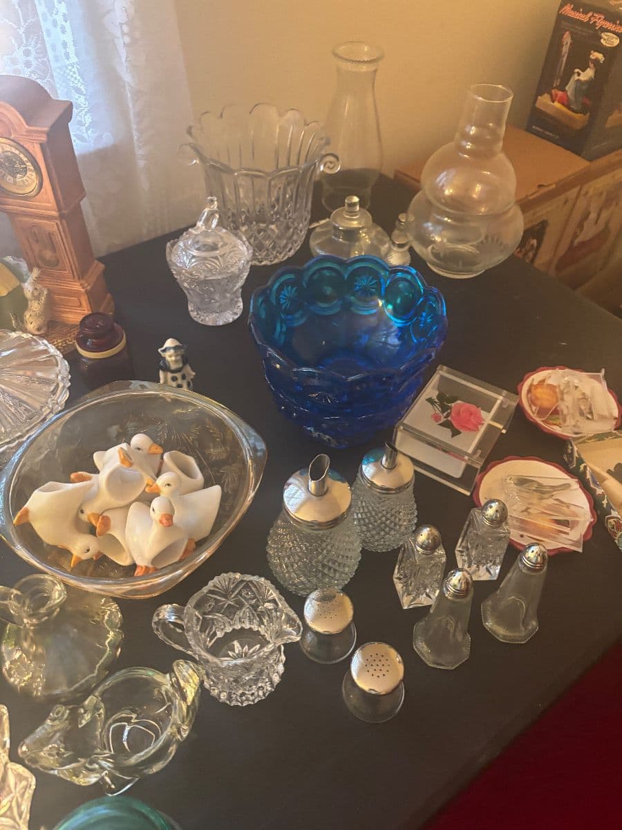 Fun Vintage Collectibles Estate Sale in Miamisburg!! Shop with Gwen photo 5