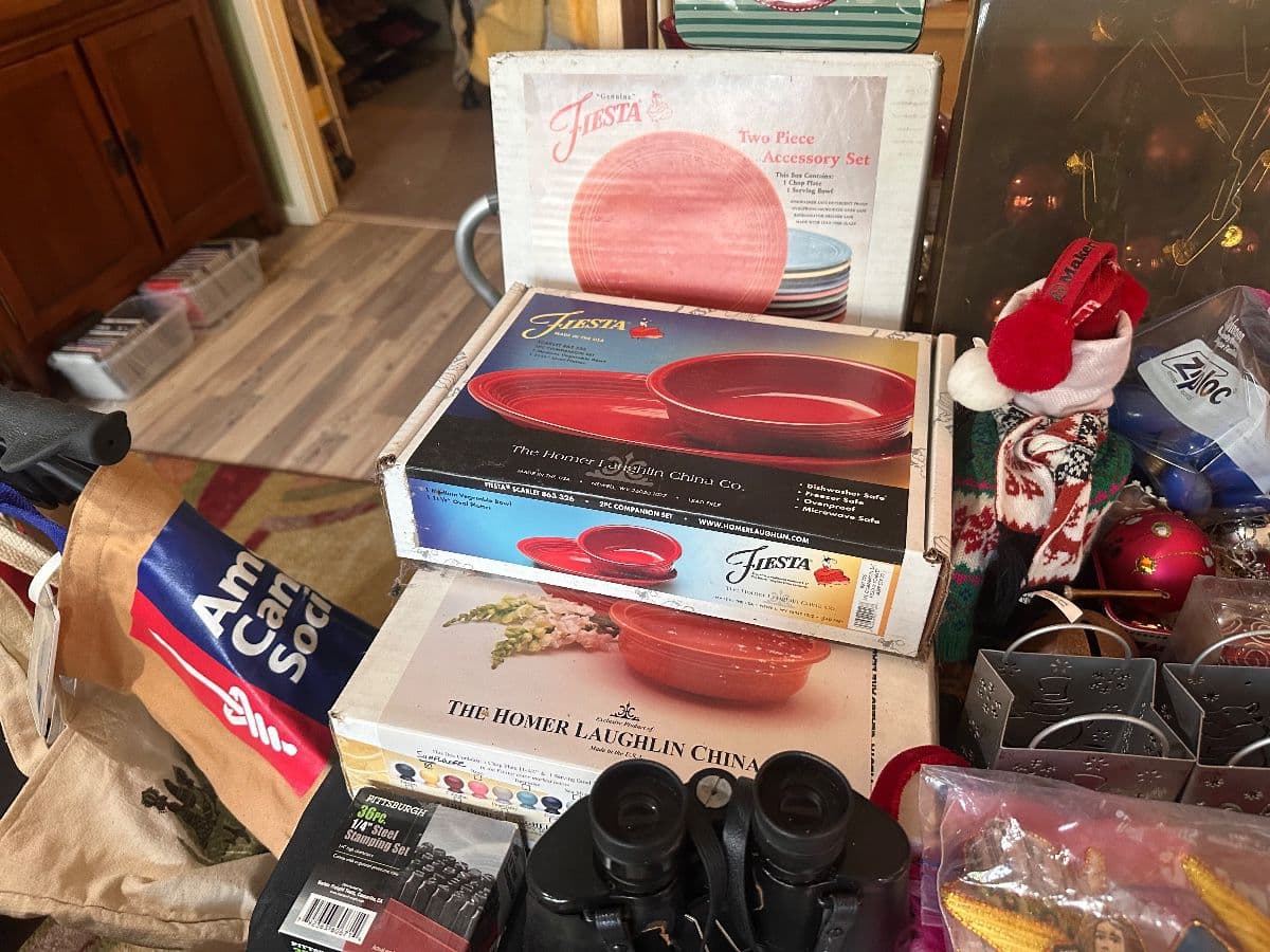 Packed St Johns Condo Estate Sale 50% off Saturday photo 9