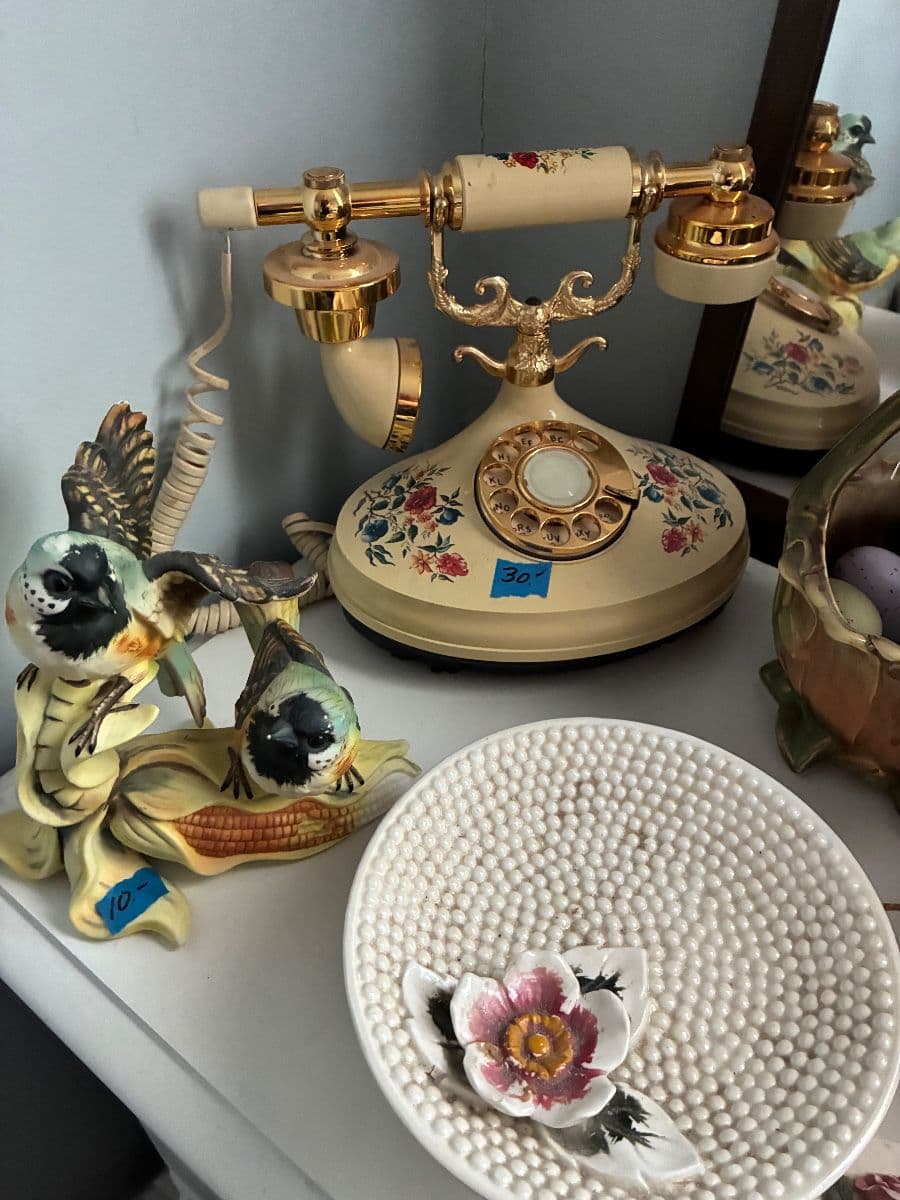 LOADED!! Like New & Vintage COOL Stuff in Every Room and SHED photo 5