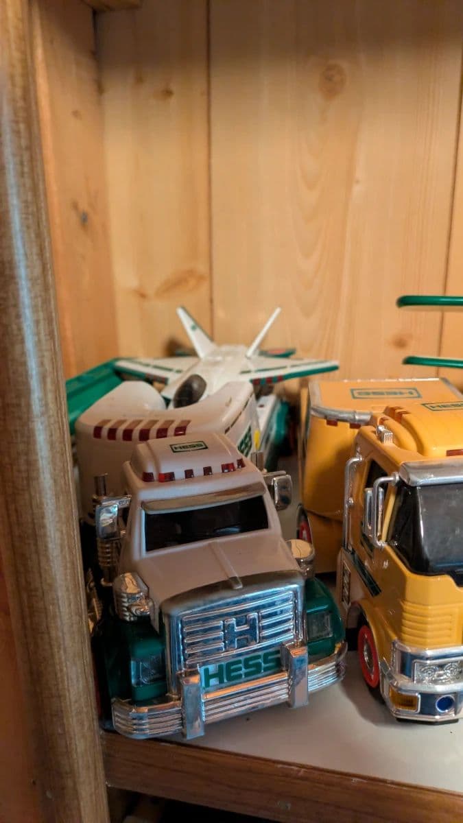 The Largest Planes, Trains and Automobiles Estate Sale Ever! photo 2