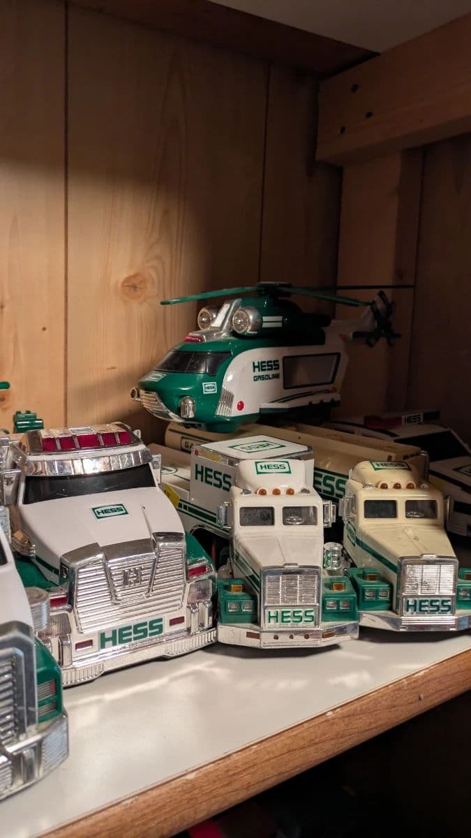 The Largest Planes, Trains and Automobiles Estate Sale Ever! photo 3