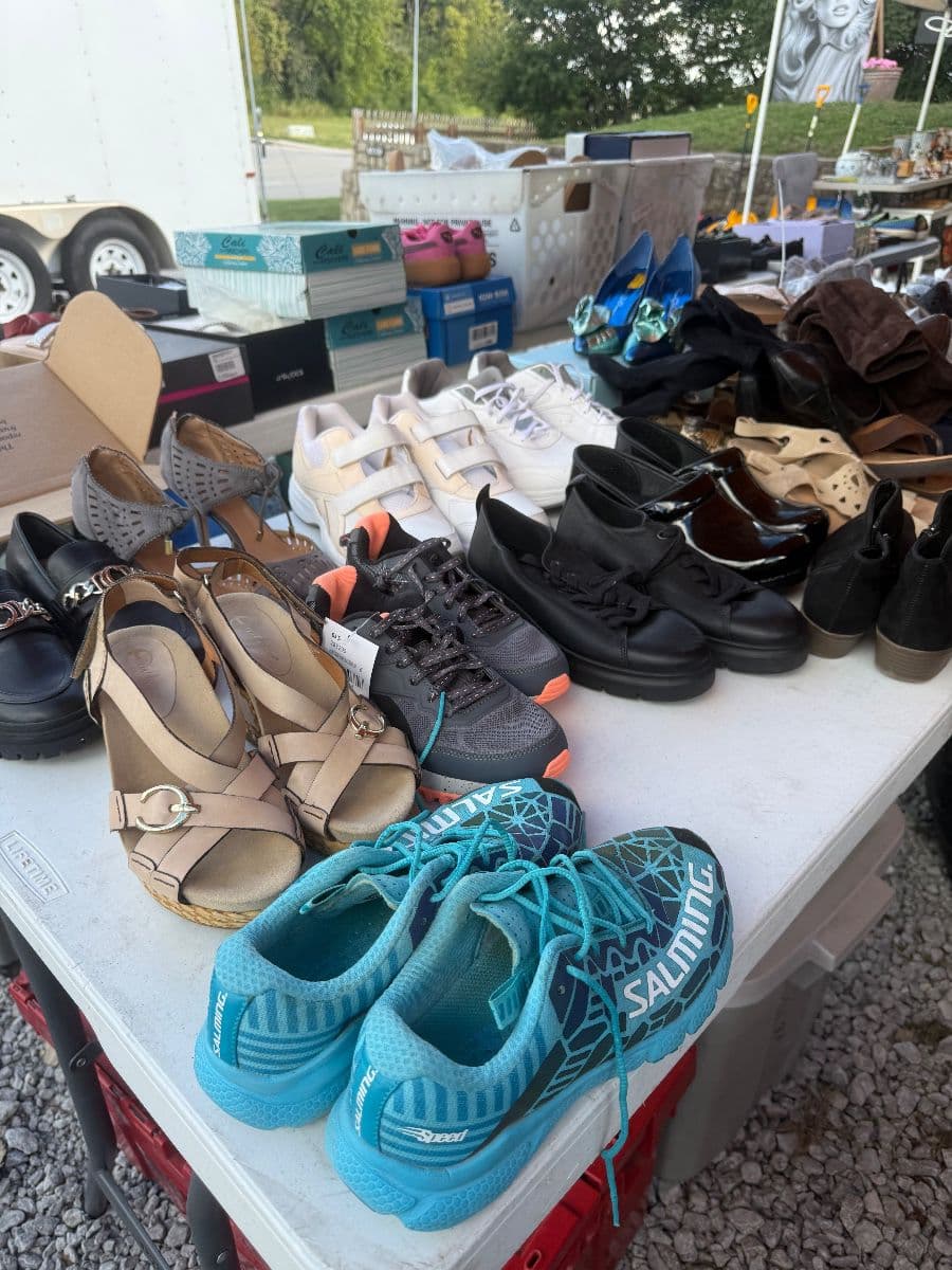 Great Annual Riverside Garage Sale photo 6