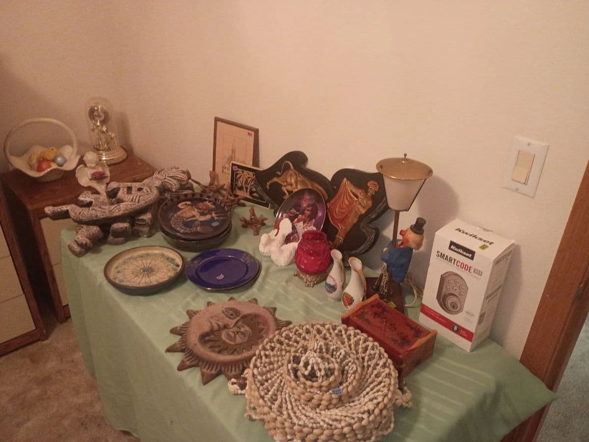 J House Ministries Keizer Estate Sale photo 9