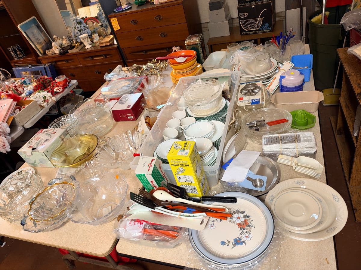 Take 2! Chagrin Falls house clear out! 1 day. everything- must-go sale + OPEN HOUSE! photo 2