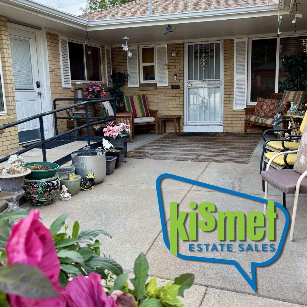 KISMET ESTATE SALES Fill a bag for $10 (Large bag is $20) - Sunday, 9/27...10am to 1pm ONLY! photo 2