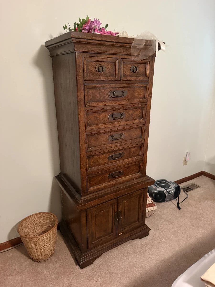 HUGE Estate Sale in Palisades photo 9