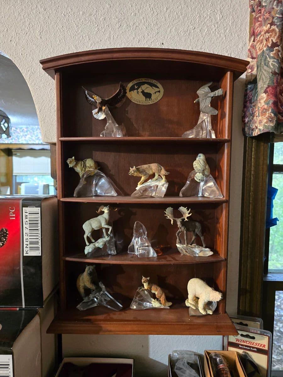 Memory Lane Estate Sale ~ Kansas City (Northland NE 72nd & N. Euclid) photo 10