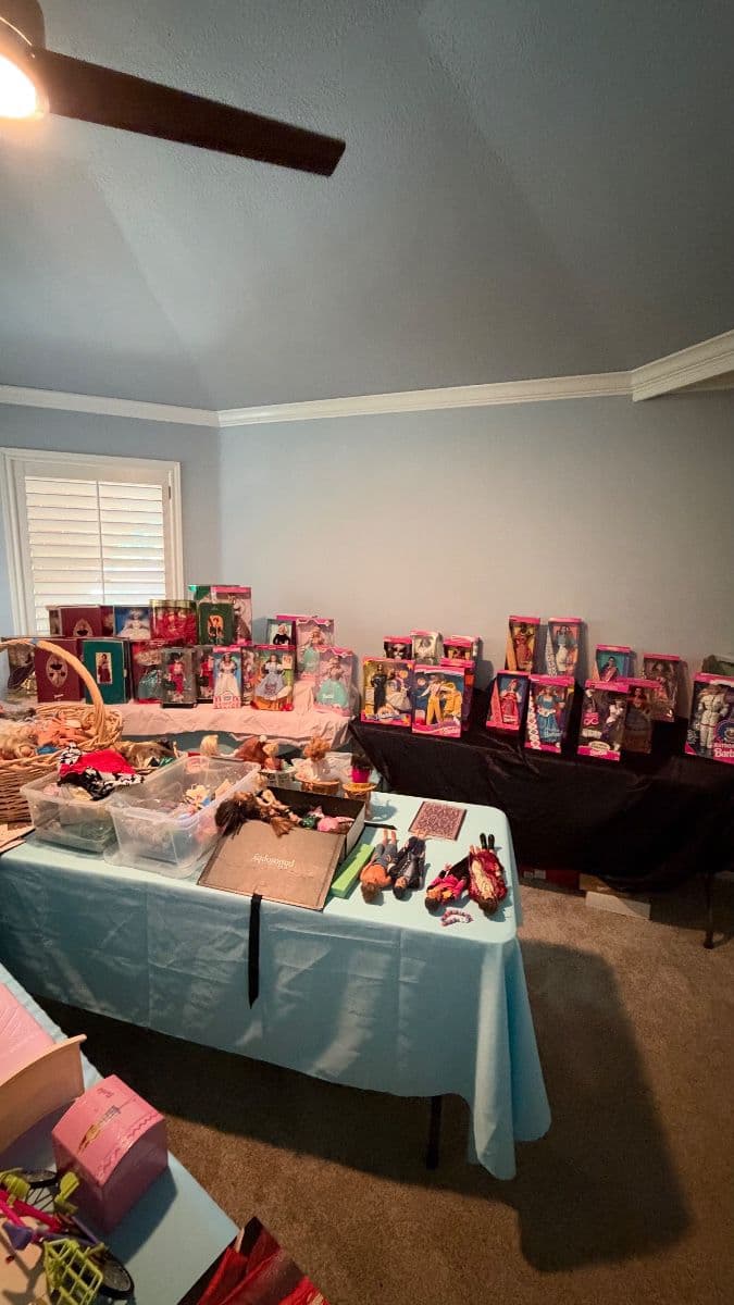 Barbie’s to Vinals to Stylish Home Treasures Estate Sale!! photo 6