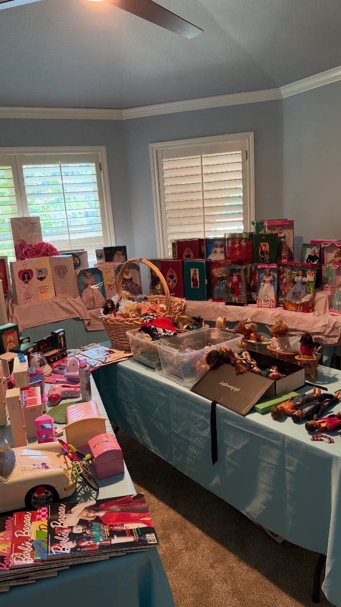 Barbie’s to Vinals to Stylish Home Treasures Estate Sale!! photo 5