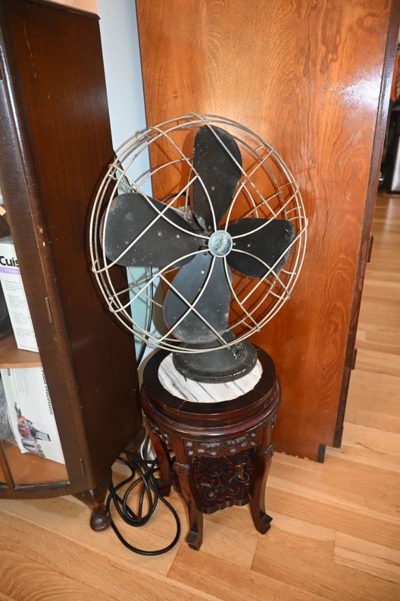 Hampton Bays IN PERSON SALE - MCM / Vintage Collectibles, Records, Clothing, Garden, Much More photo 5