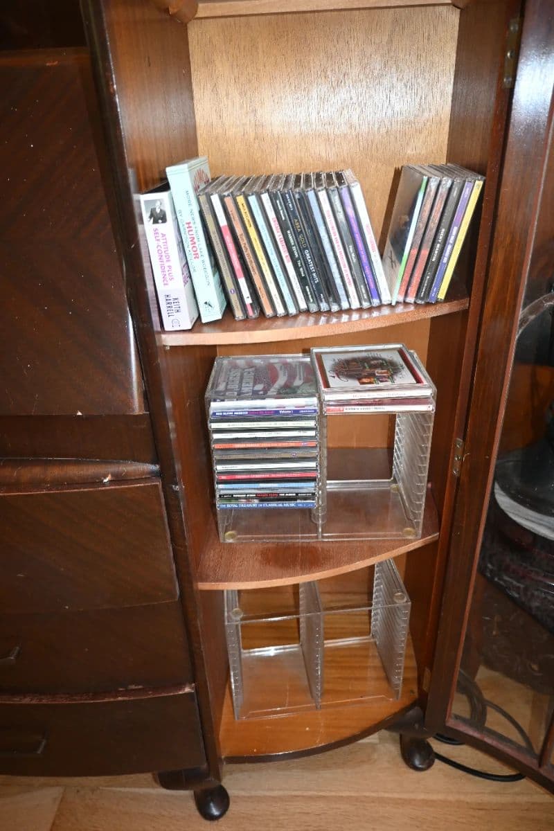 Hampton Bays IN PERSON SALE - MCM / Vintage Collectibles, Records, Clothing, Garden, Much More photo 10