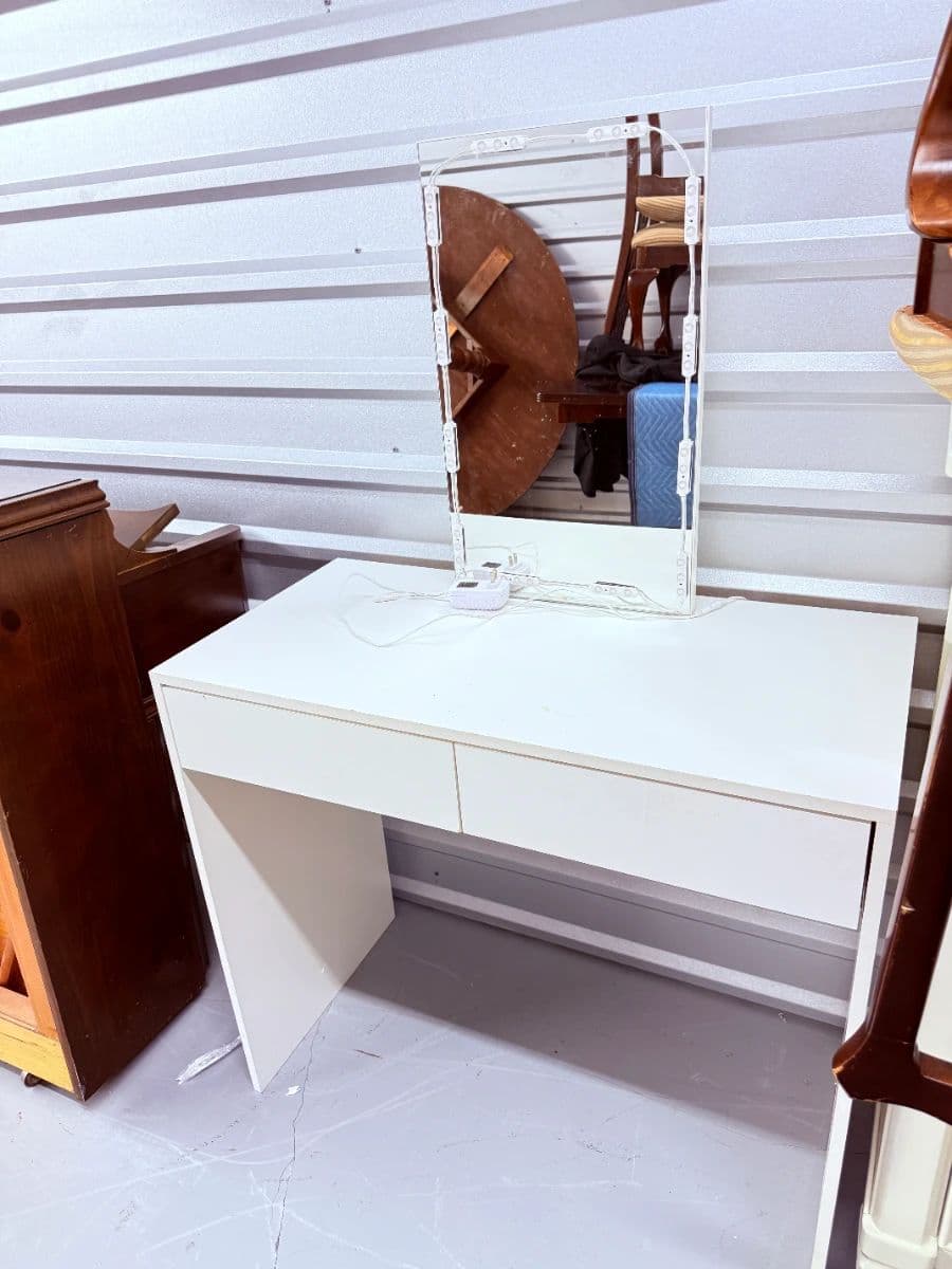 Estate Sale Remnants Liquidation photo 5