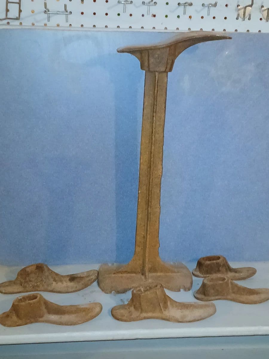 Estate Sale photo 8