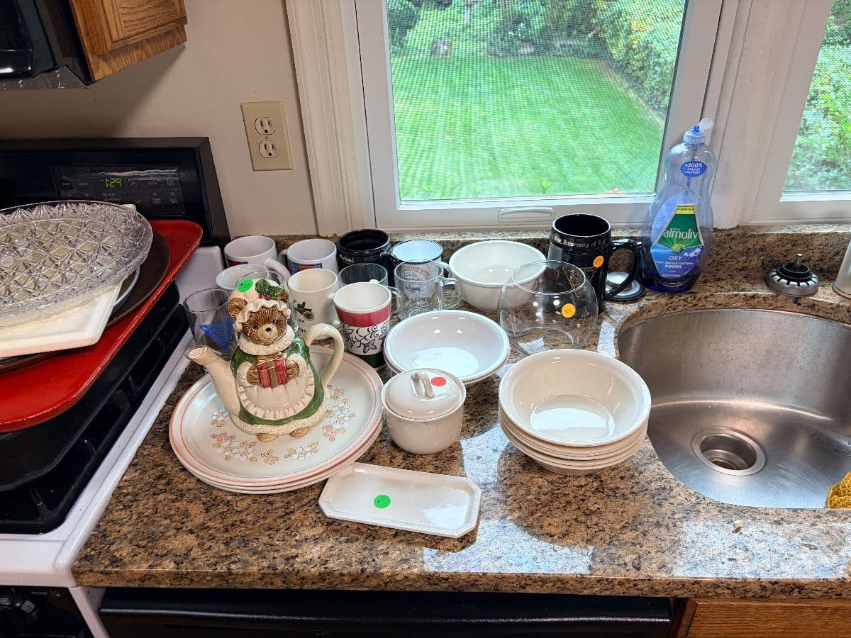 Tenleytown Estate Sale Pickers Delight photo 7