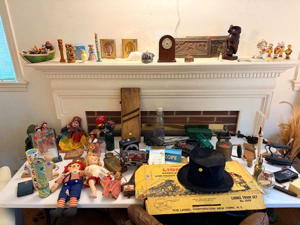 Tenleytown Estate Sale Pickers Delight photo 9