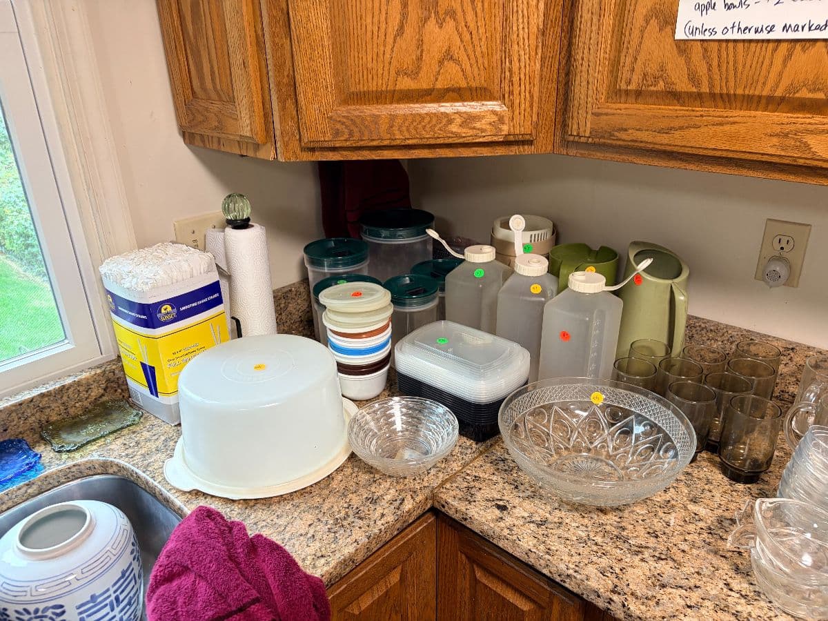 Tenleytown Estate Sale Pickers Delight photo 12