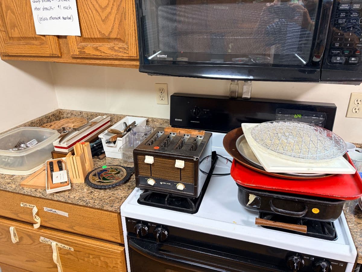 Tenleytown Estate Sale Pickers Delight photo 8