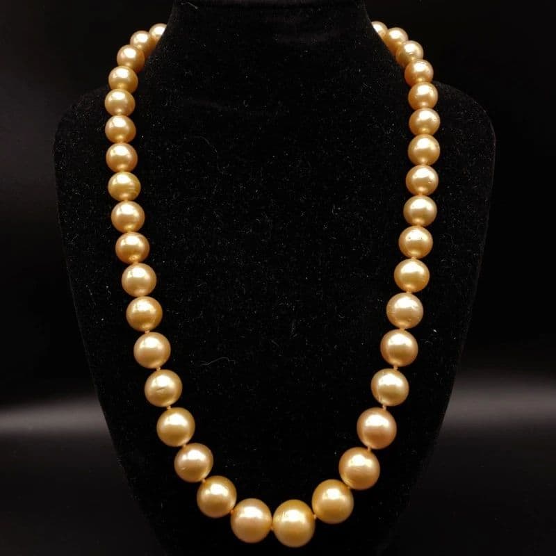 The Fall Very Fine Jewelry Event | Natural Diamonds, Sapphires, Emeralds, Rubies, and More! photo 8