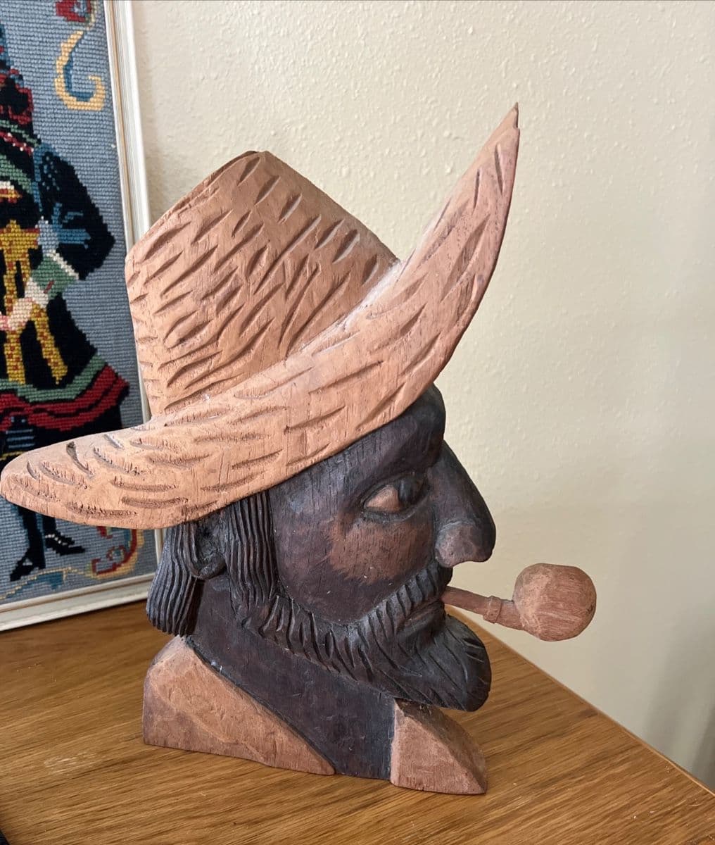 Fascinating Estate Sale Scandinavian Collectibles & Is Part of a Community Wide Sale photo 9