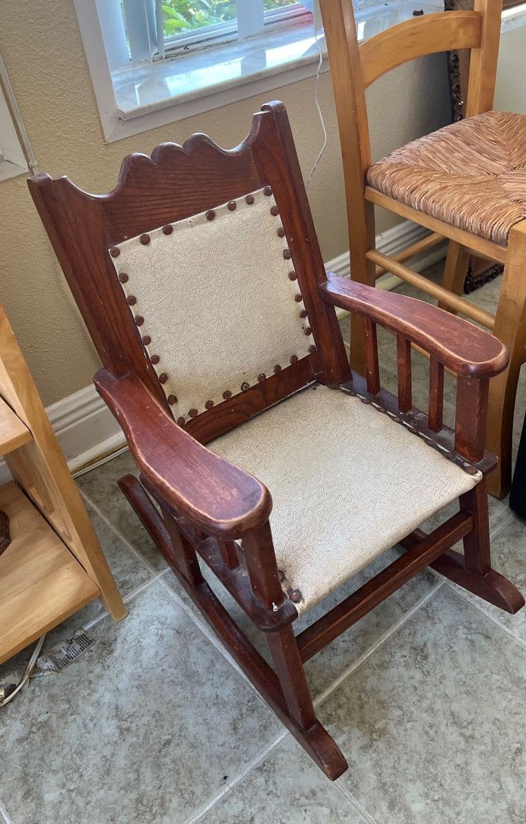 Fascinating Estate Sale Scandinavian Collectibles & Is Part of a Community Wide Sale photo 4