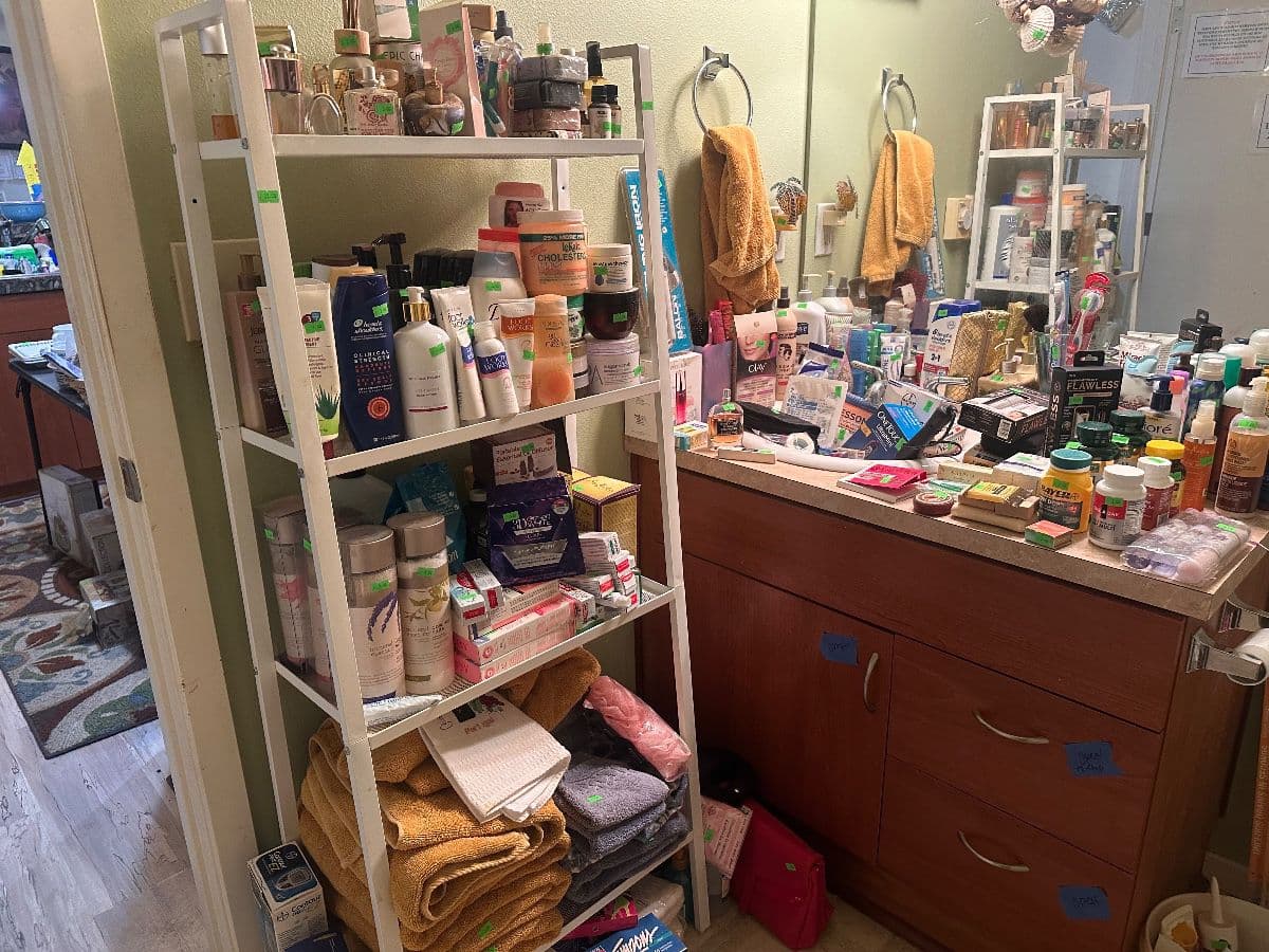 75% OFF St Johns Condo Estate Sale photo 7