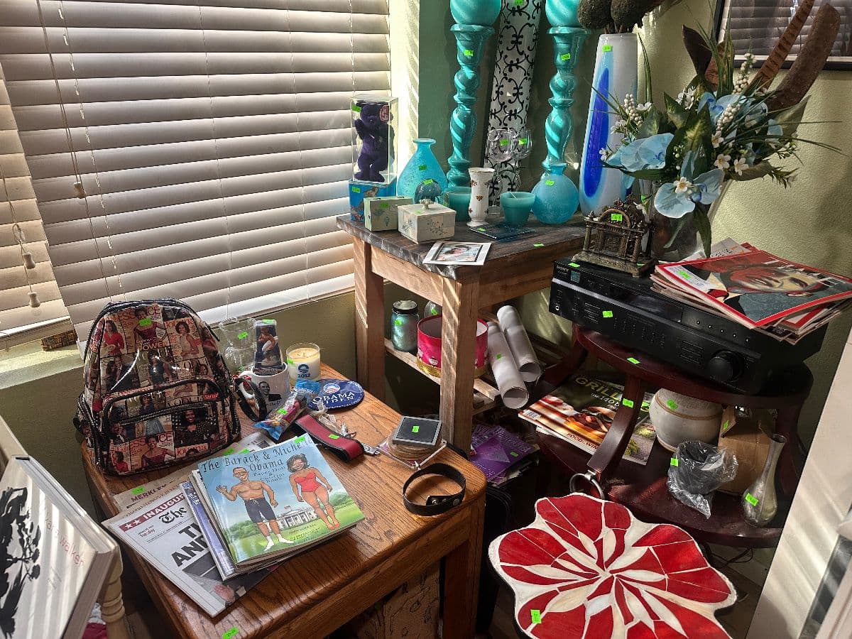 75% OFF St Johns Condo Estate Sale photo 3