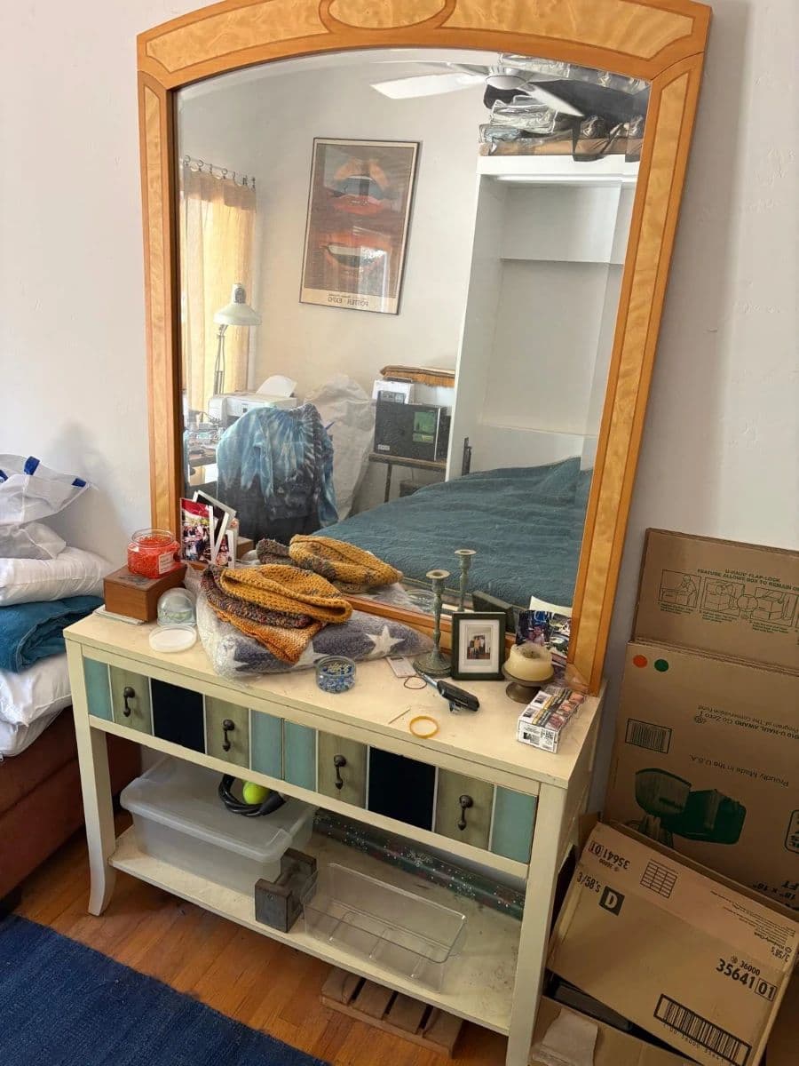 Everything Must Go photo 9