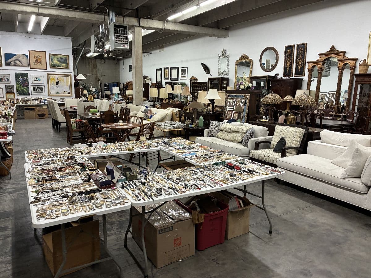 MASSIVE MULTI-ESTATE LIQUIDATION. Furniture, Collectibles, Jewelry, Art, Rugs, Records & More photo 10