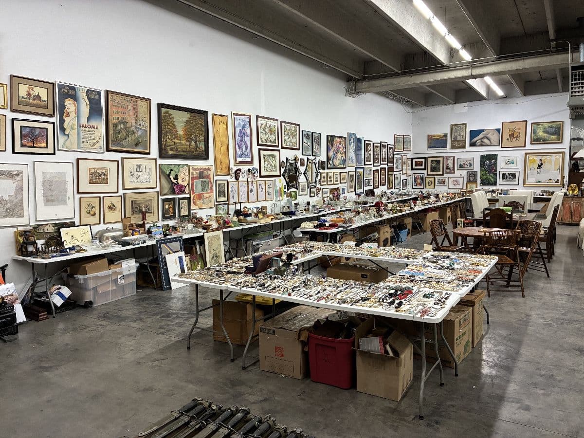 MASSIVE MULTI-ESTATE LIQUIDATION. Furniture, Collectibles, Jewelry, Art, Rugs, Records & More photo 8
