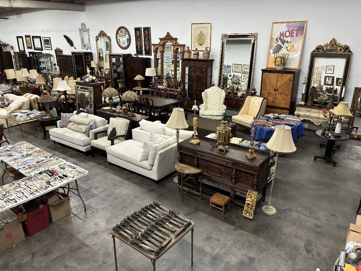 MASSIVE MULTI-ESTATE LIQUIDATION. Furniture, Collectibles, Jewelry, Art, Rugs, Records & More photo 3