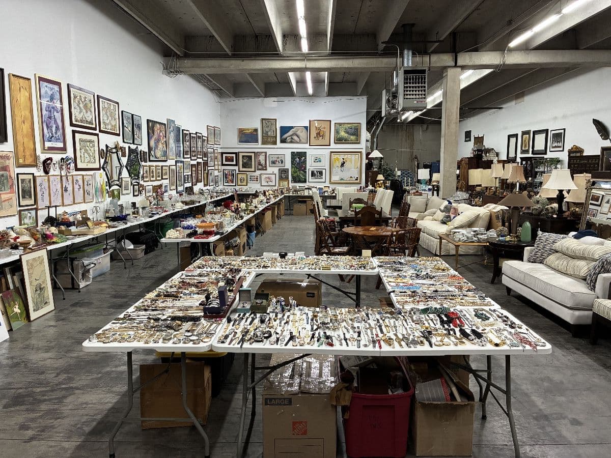 MASSIVE MULTI-ESTATE LIQUIDATION. Furniture, Collectibles, Jewelry, Art, Rugs, Records & More photo 9