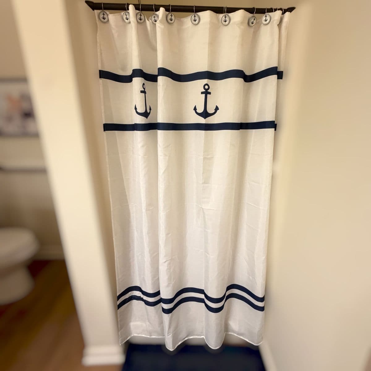 Downsizing Sale Featuring Quality Furniture + Decor  Online Auction photo 11