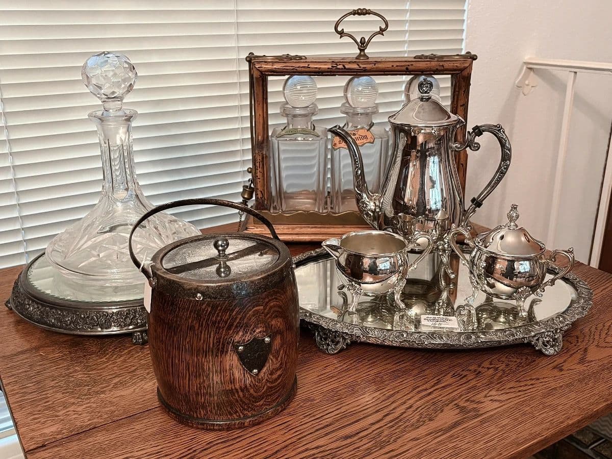 MAJOR COLLECTOR/DEALER SALE—Antique, Vintage, Collectibles, Art, Decor Galore, Asian, Jewelry photo 9