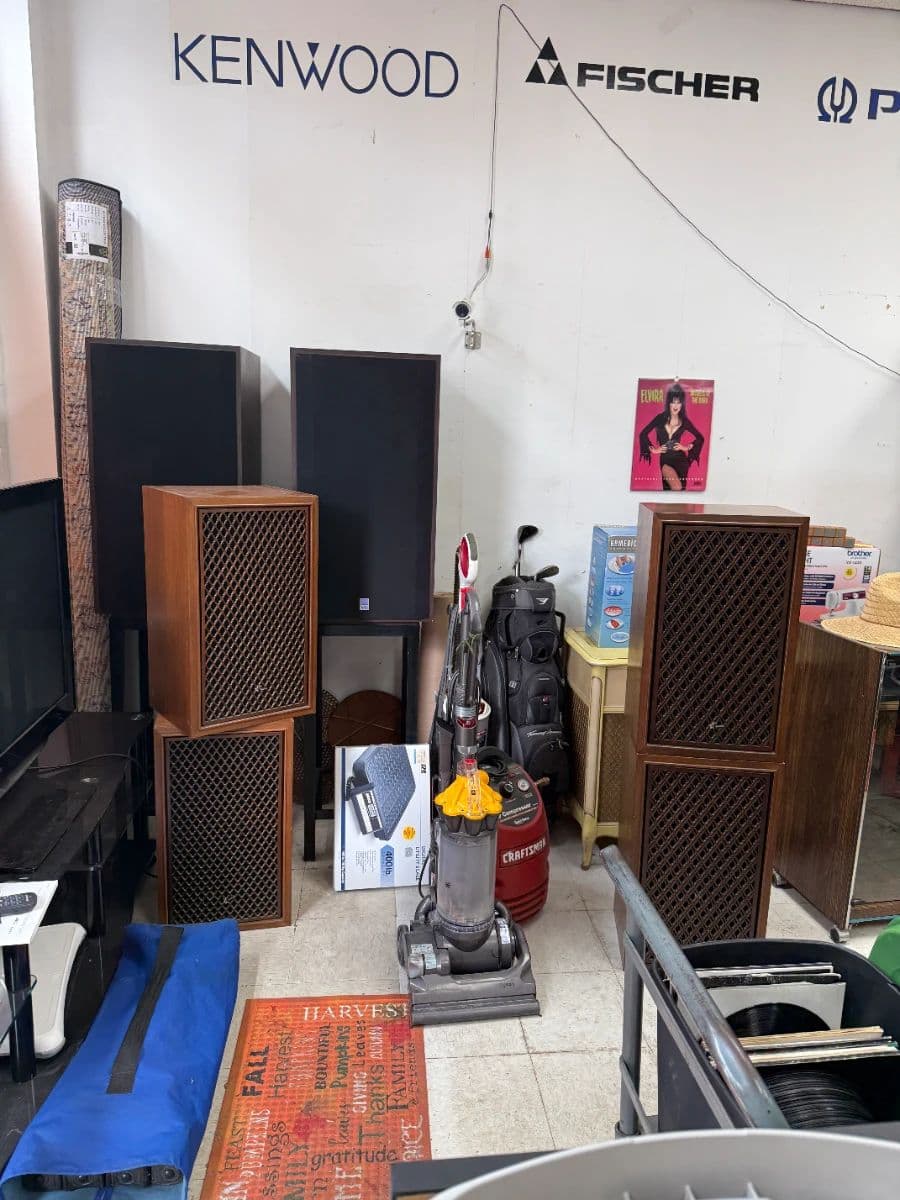 Electronic Sale "Going out of Business Sale" and more photo 7