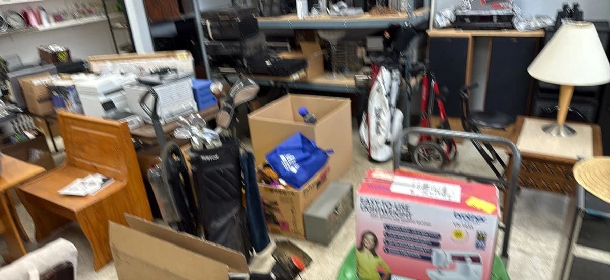 Electronic Sale "Going out of Business Sale" and more photo 1