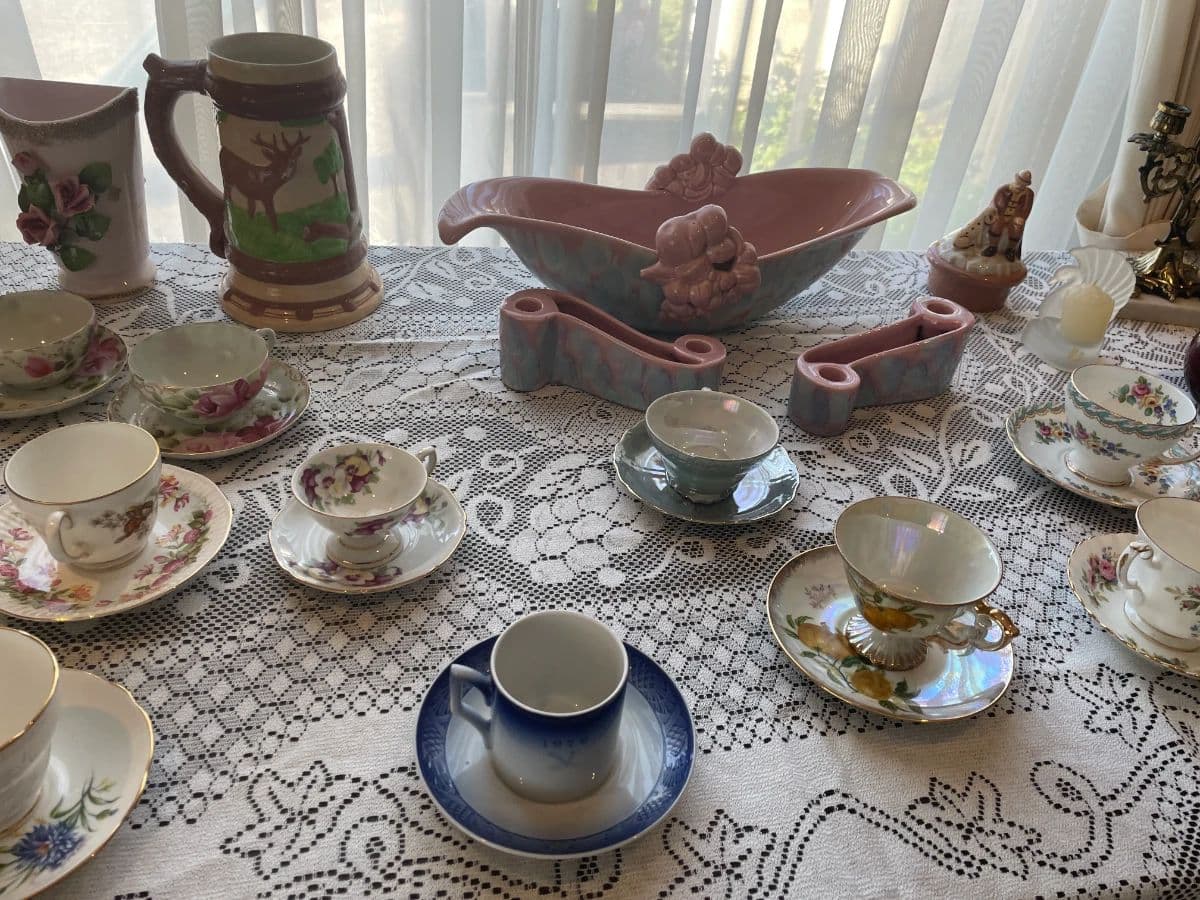 Collection of furniture, records, art, notions and more photo 1