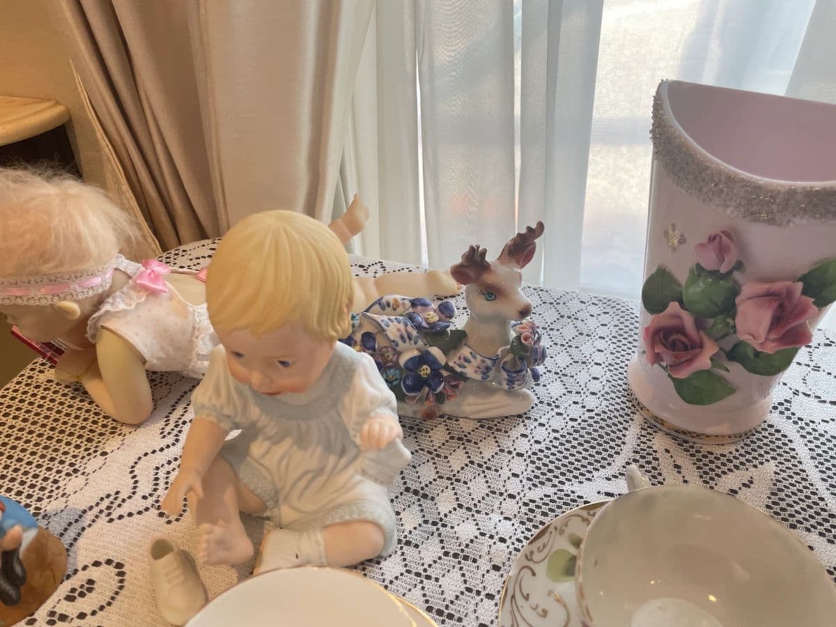 Collection of furniture, records, art, notions and more photo 3