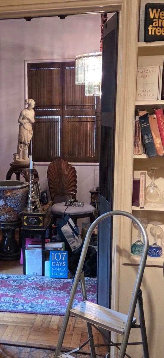 Blowout LA: jewelry,antiques, original oil paintings, ornate mirrors, vases, electronics photo 9
