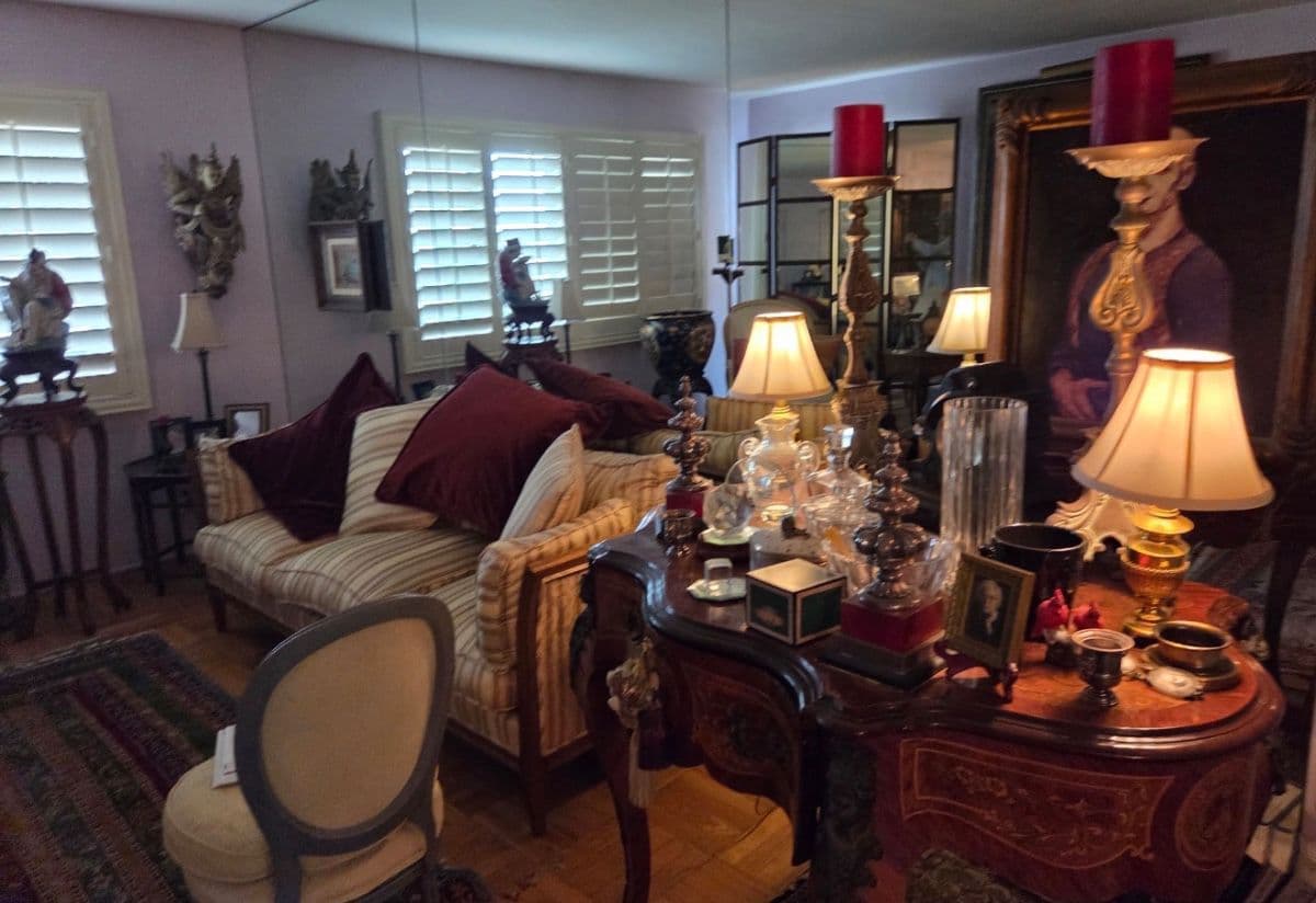Blowout LA: jewelry,antiques, original oil paintings, ornate mirrors, vases, electronics photo 5
