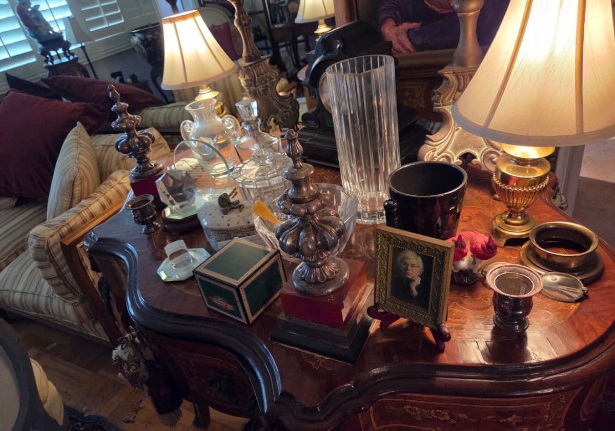 Blowout LA: jewelry,antiques, original oil paintings, ornate mirrors, vases, electronics photo 3