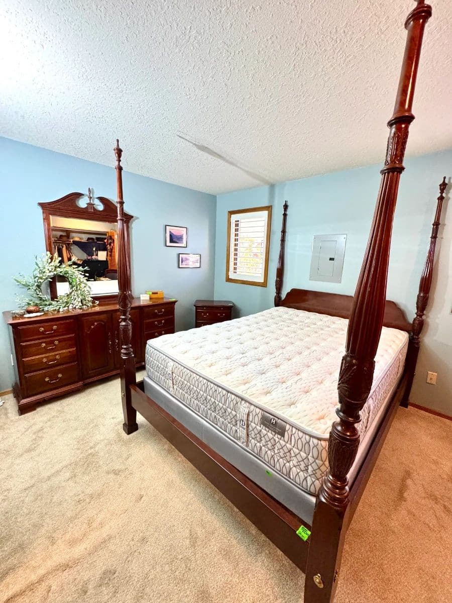 Big River Estate Sale in King City photo 11