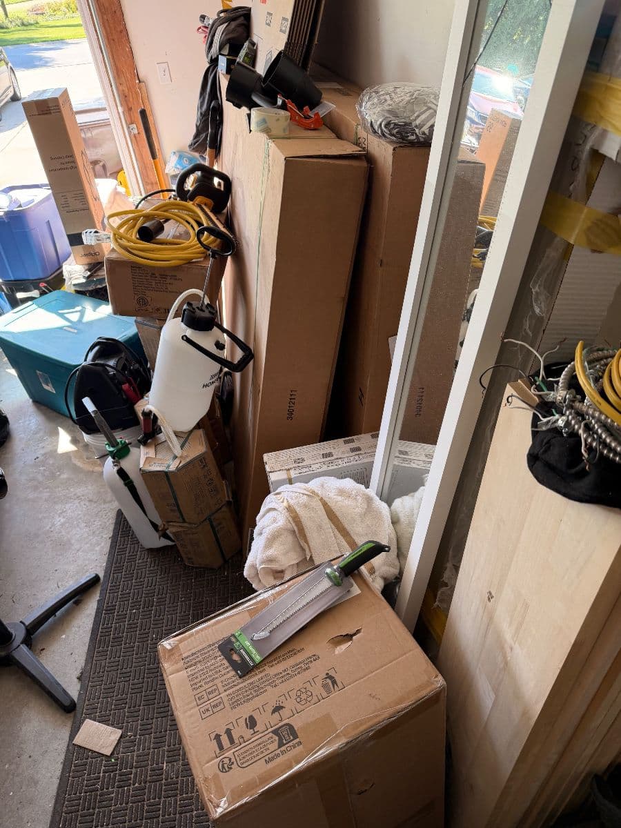 Affordable Estate Sales!  Packed Valparaiso indiana Sale! photo 4
