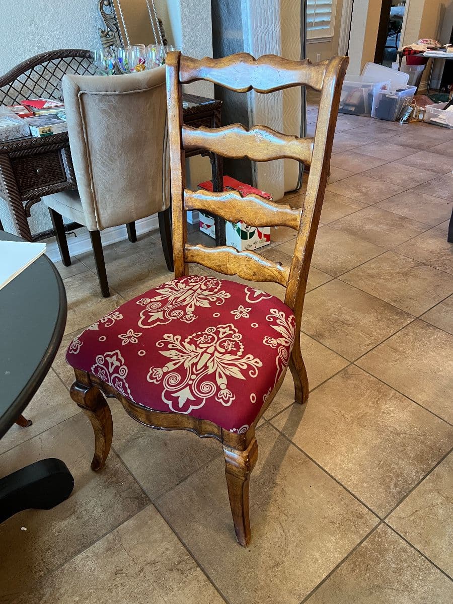 Estate Sale -Falconhead West photo 3
