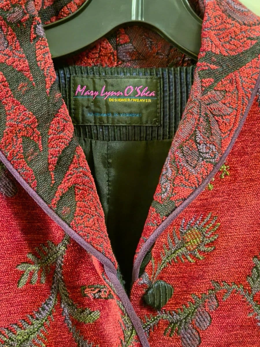 Cleveland Park Overflowing With Top-Tier Designer Clothing photo 5
