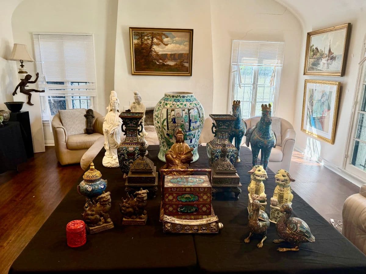A SPECTRUM OF STYLES: CATALOGED FINE ART – A CURATED ESTATE SALE photo 9